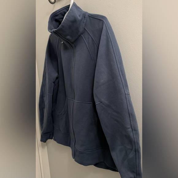 Sold | Lululemon Athletica Blue Scuba Full Zip Oversized - Picture 7 of 7